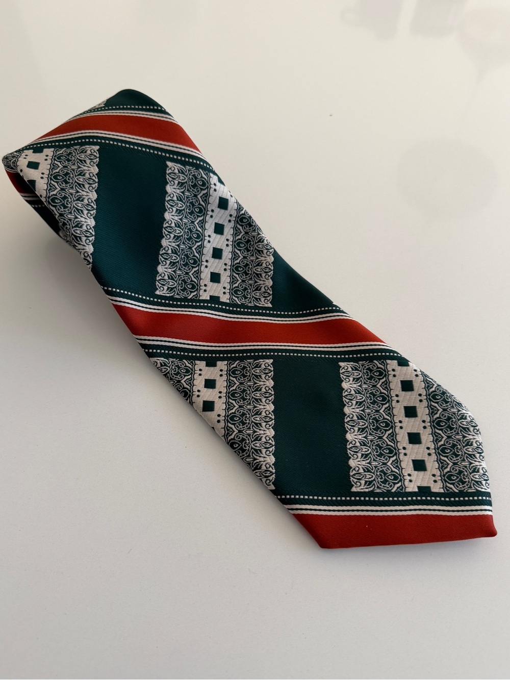 LOUIS FERAUD Paris Vintage Kipper Tie Diagonal Stripe Geometric Classic 70’s